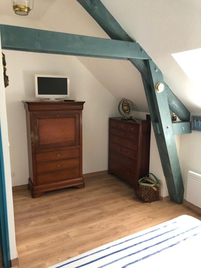 Le Bout Du Monde Bed & Breakfast Bricqueville-sur-Mer Екстериор снимка